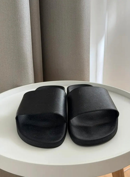 Midnight Luxe Comfort Slide